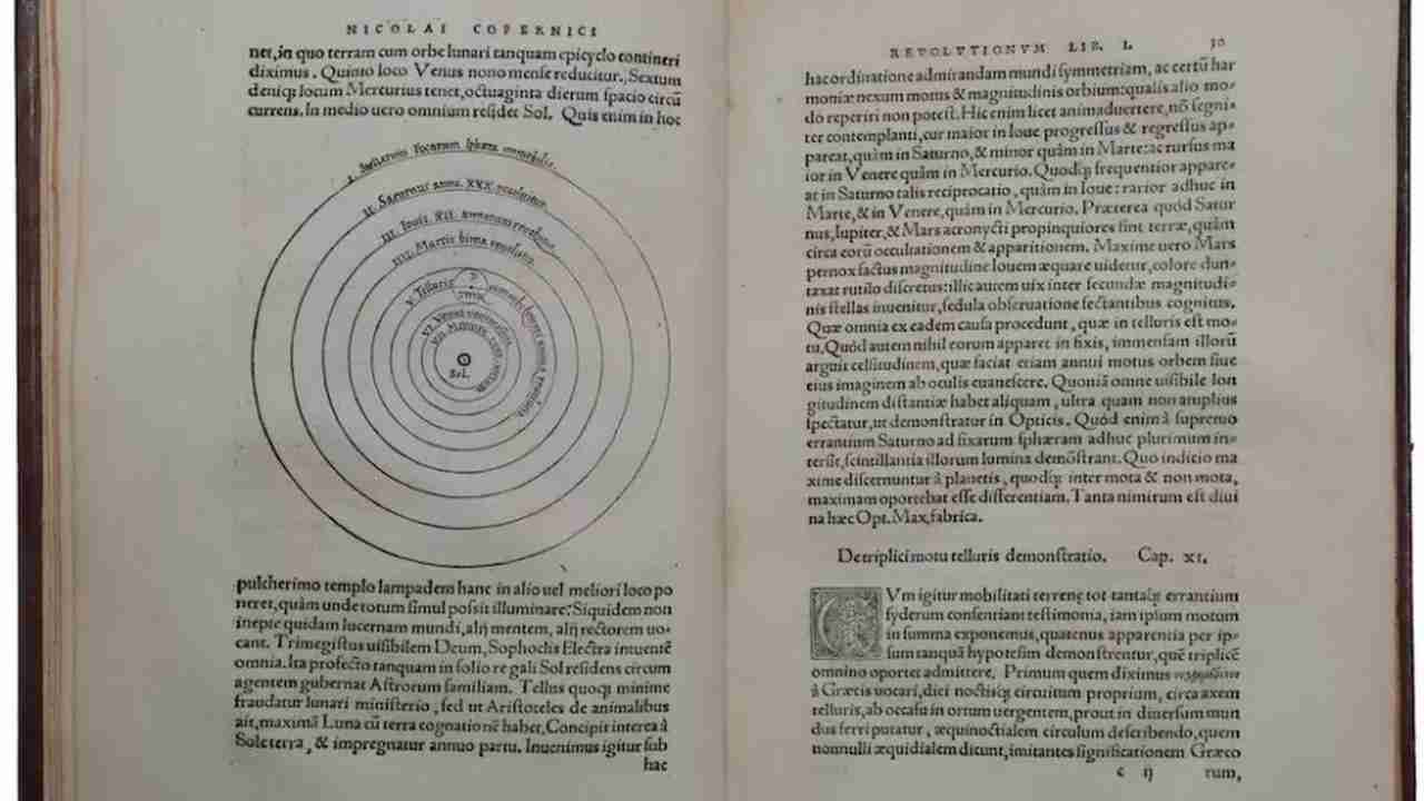 Primeira edição do livro de Copérnico sobre astronomia pode ser vendido por mais de R$ 13 milhões