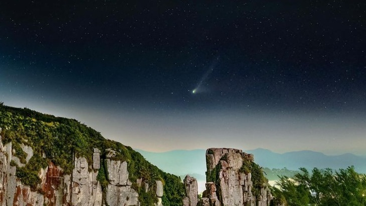 "Cometa do Diabo" é fotografado nos céu no Rio Grande do Sul