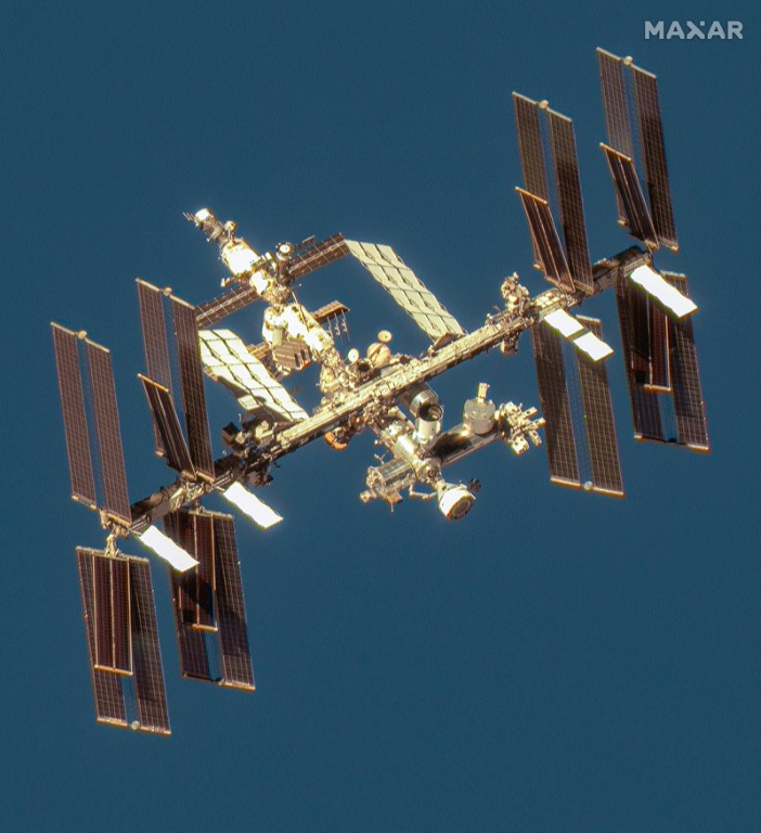 O Starliner acoplado à ISS em foto de 7 de junho de 2024 - Satellite image ©2024 Maxar Technologies/AFP
