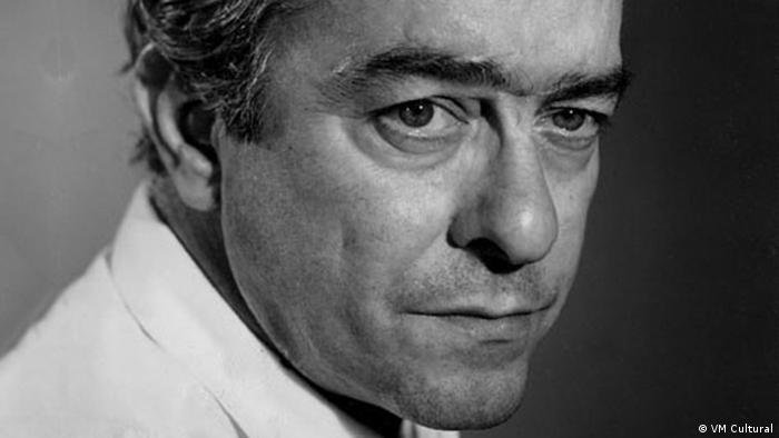 Vinicius de Moraes: Um Legado Multifacetado Que Moldou a Cultura Brasileira