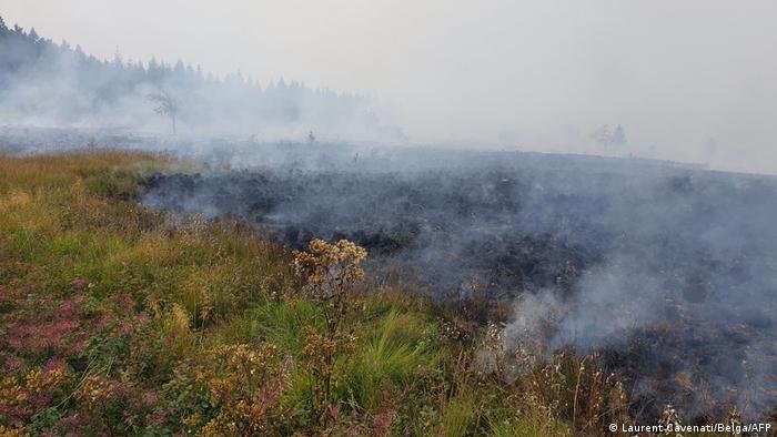 Incêndio na Bélgica já é o maior da história do país